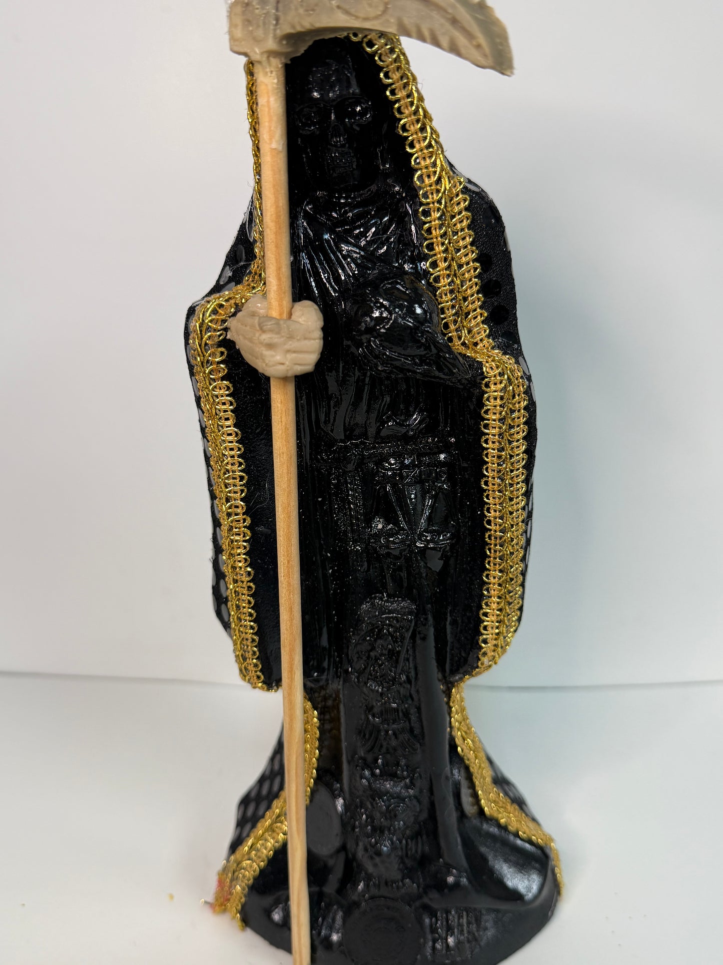 Santa Muerte Vestida 12” pulgadas / Dressed Santa Muerte 12” inch