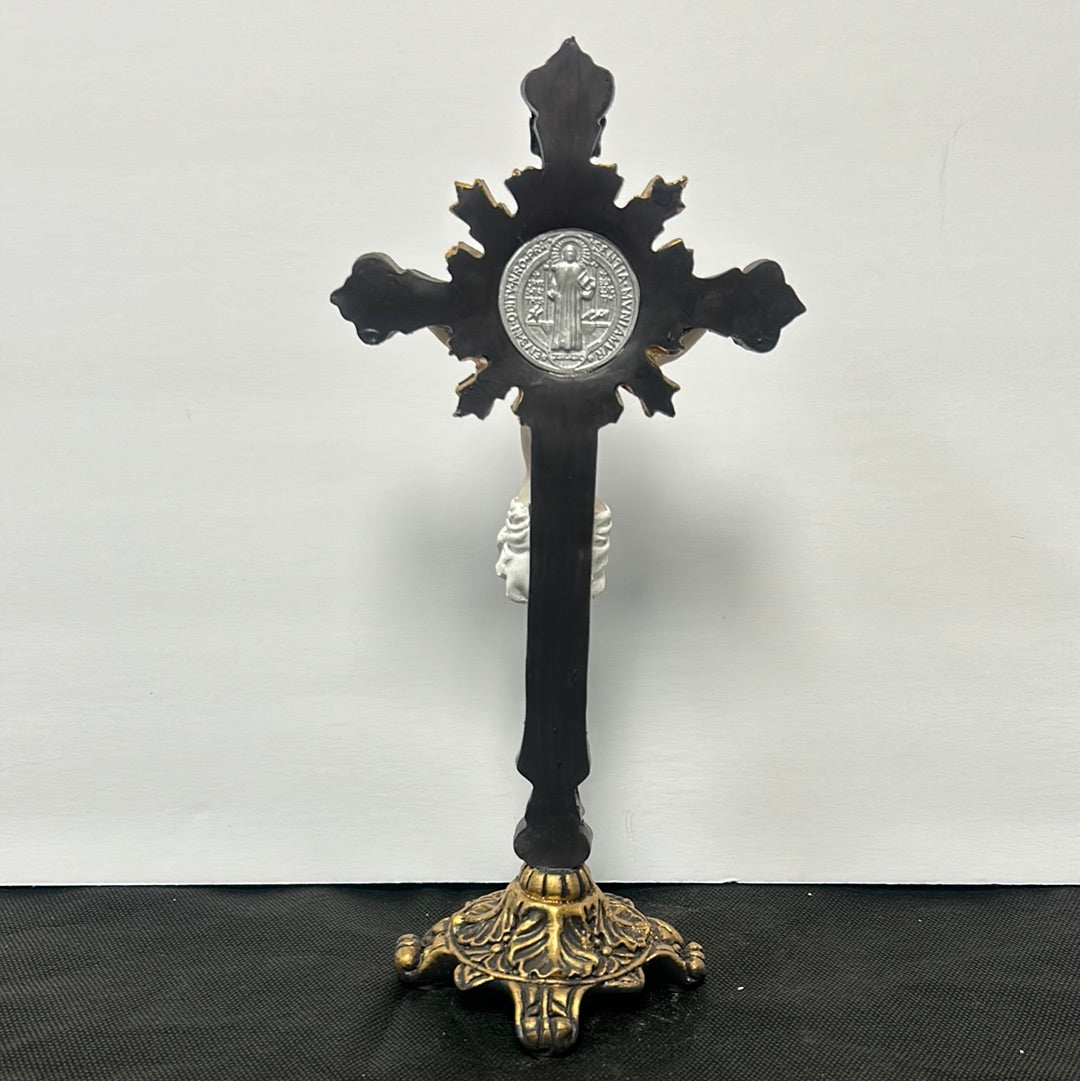Jesus en la Cruz y medalla de San Benito 10"  / Jesus on the Cross and Saint Benedict medal 10"