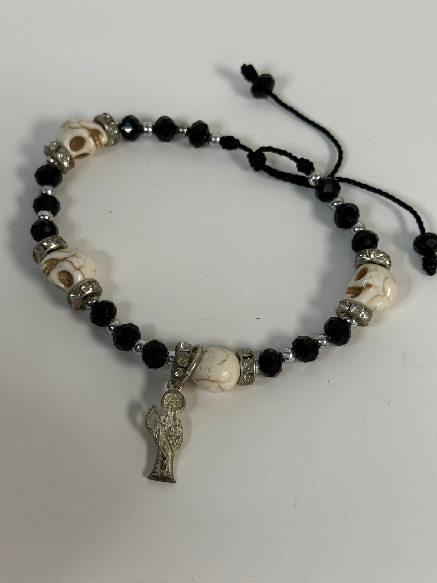 Pulcera de La Santa Muerte con calaverita