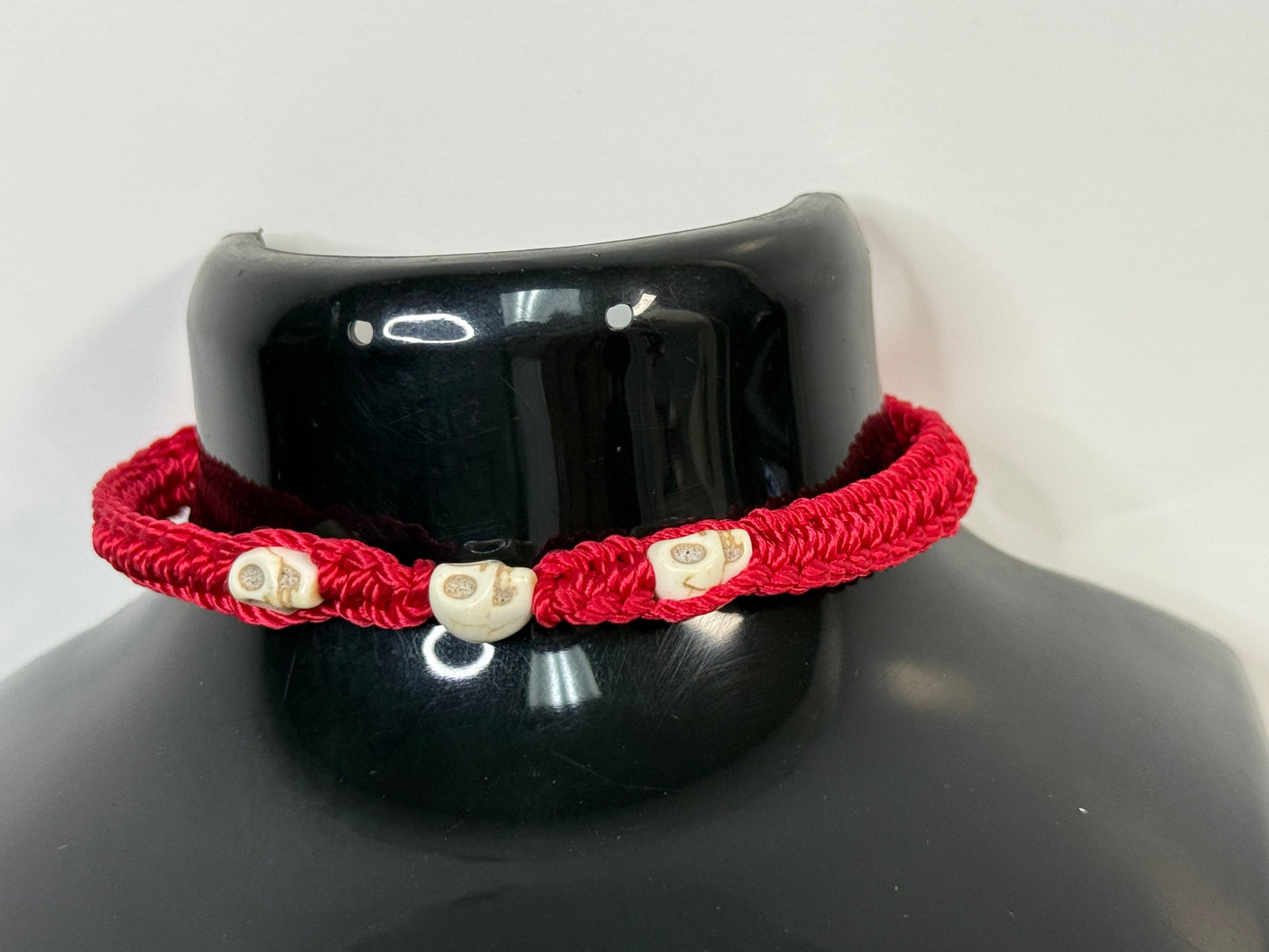 Pulcera Con 3 Calaveras
