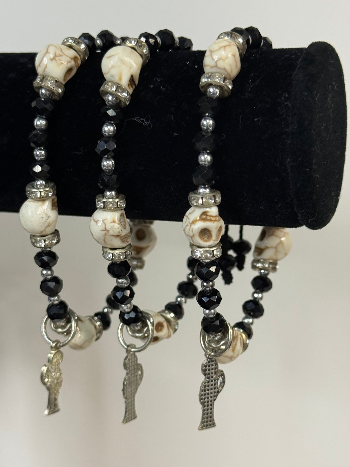 Pulcera de La Santa Muerte con calaverita