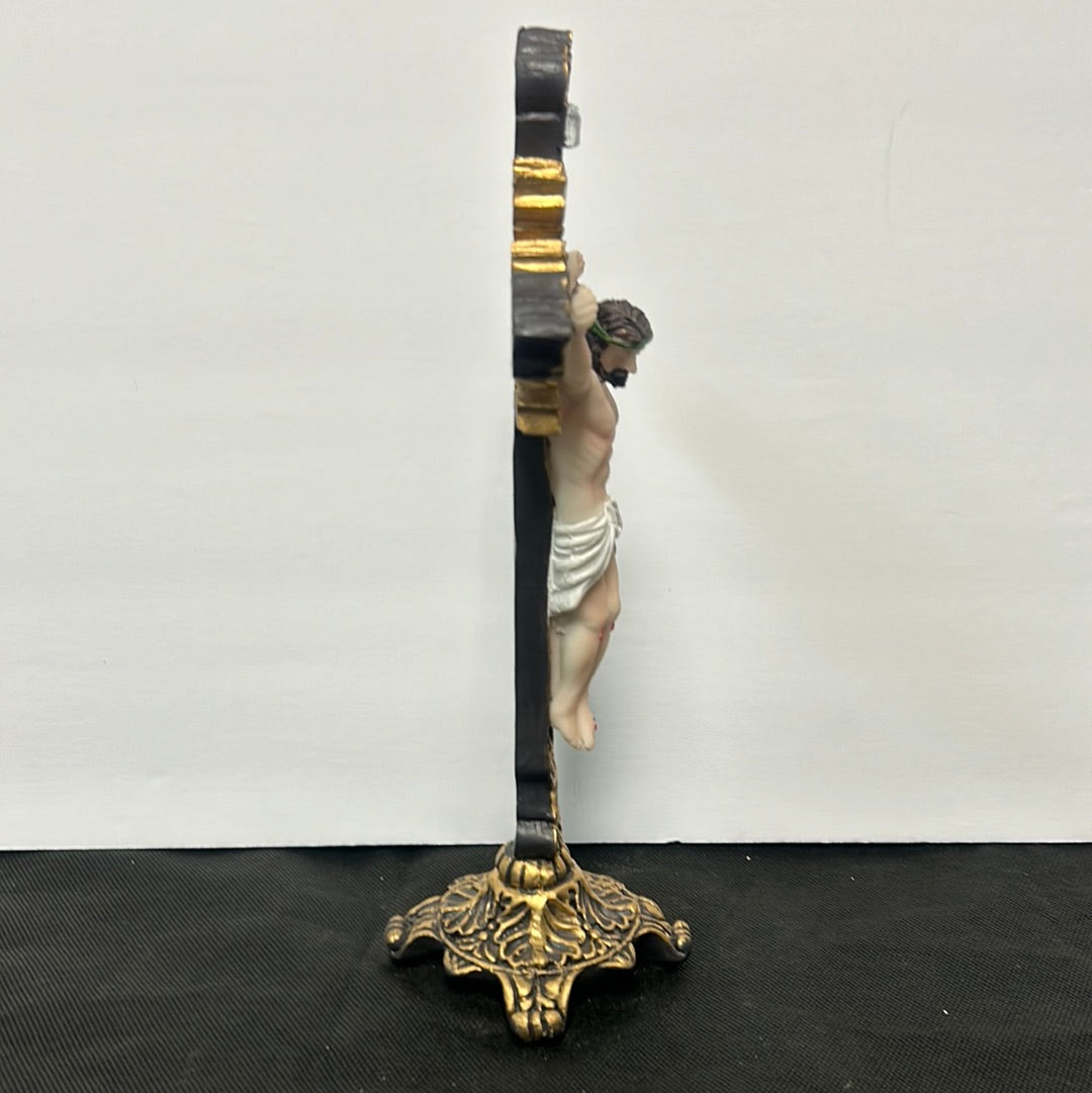 Jesus en la Cruz y medalla de San Benito 10"  / Jesus on the Cross and Saint Benedict medal 10"